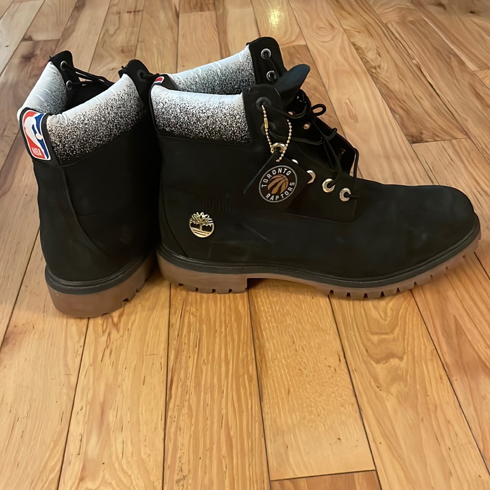 Toronto raptors timberlands